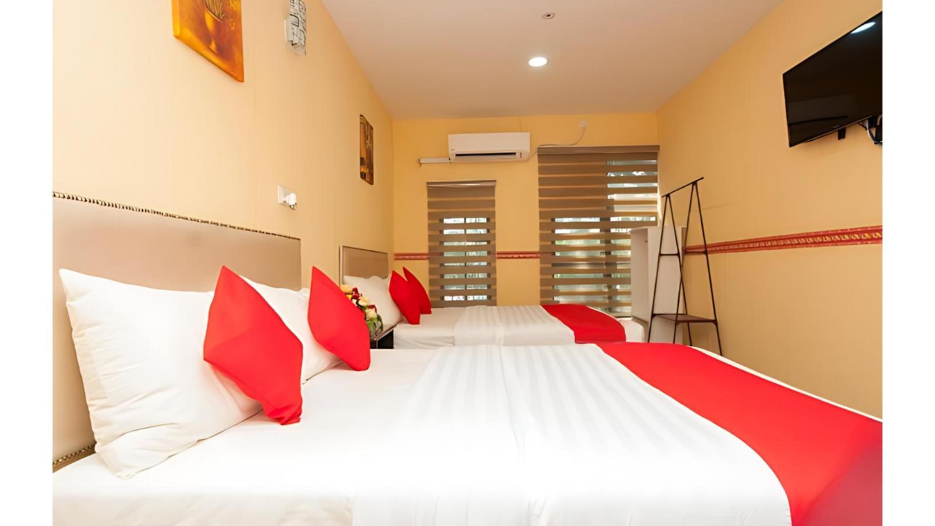 Bintang Square Hotel Кубанг Кериан Экстерьер фото