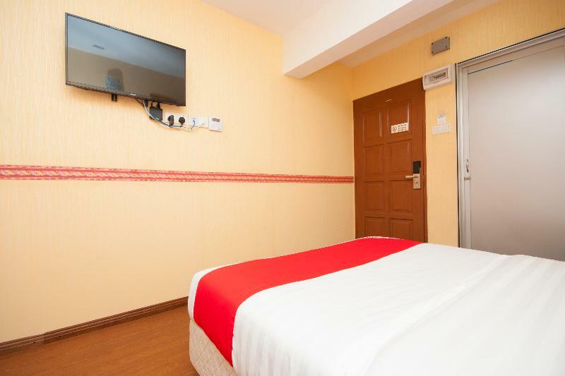 Bintang Square Hotel Кубанг Кериан Экстерьер фото